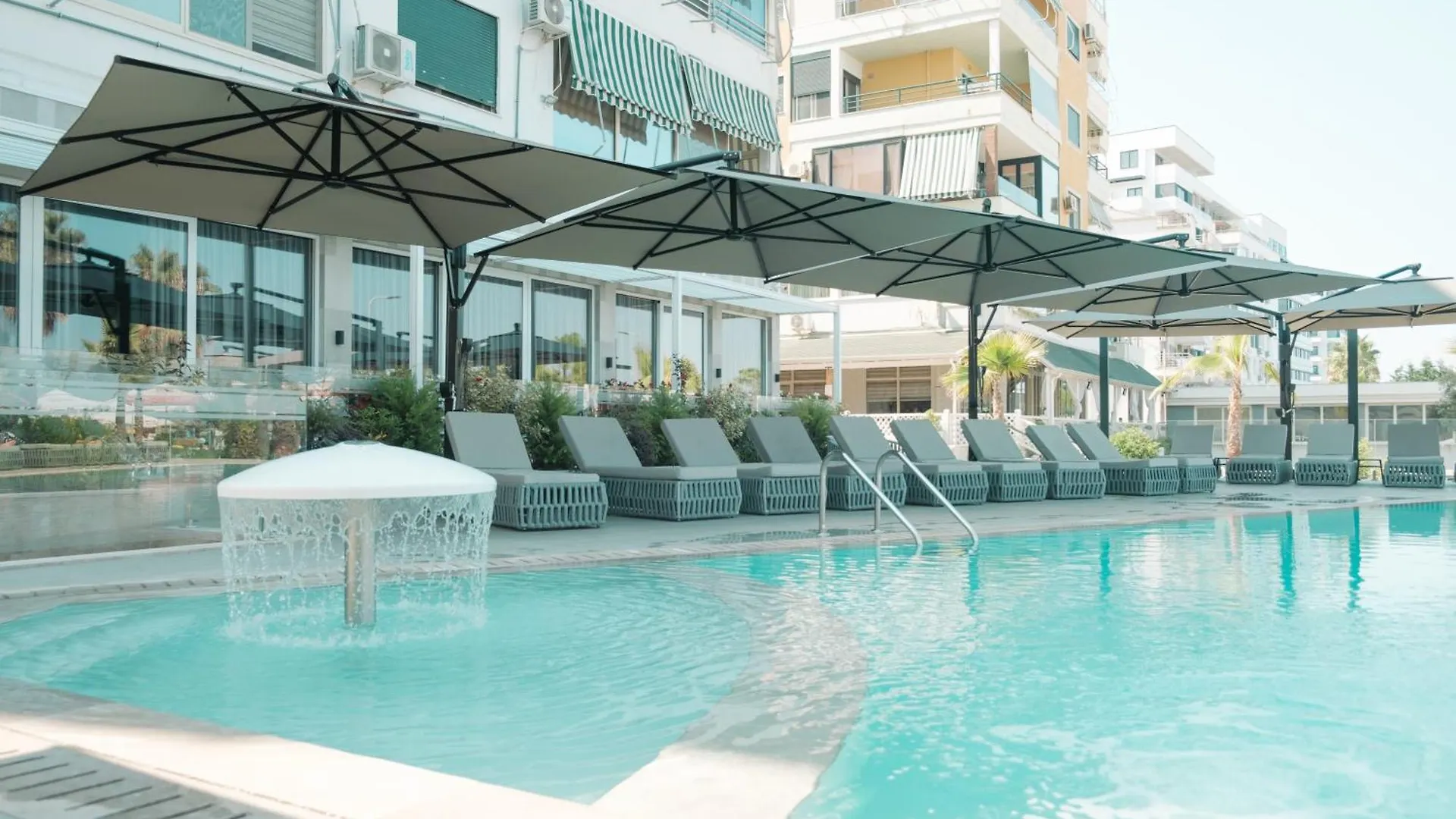Aparthotel By Comfort Suites Golem  Albania
