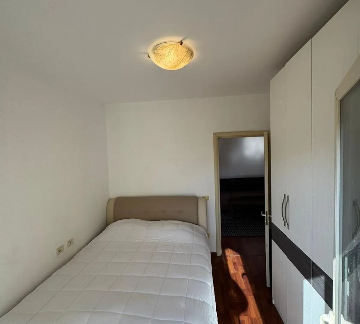 Aparthotel By Comfort Suites Golem  Apartamento Golem (Tirana)